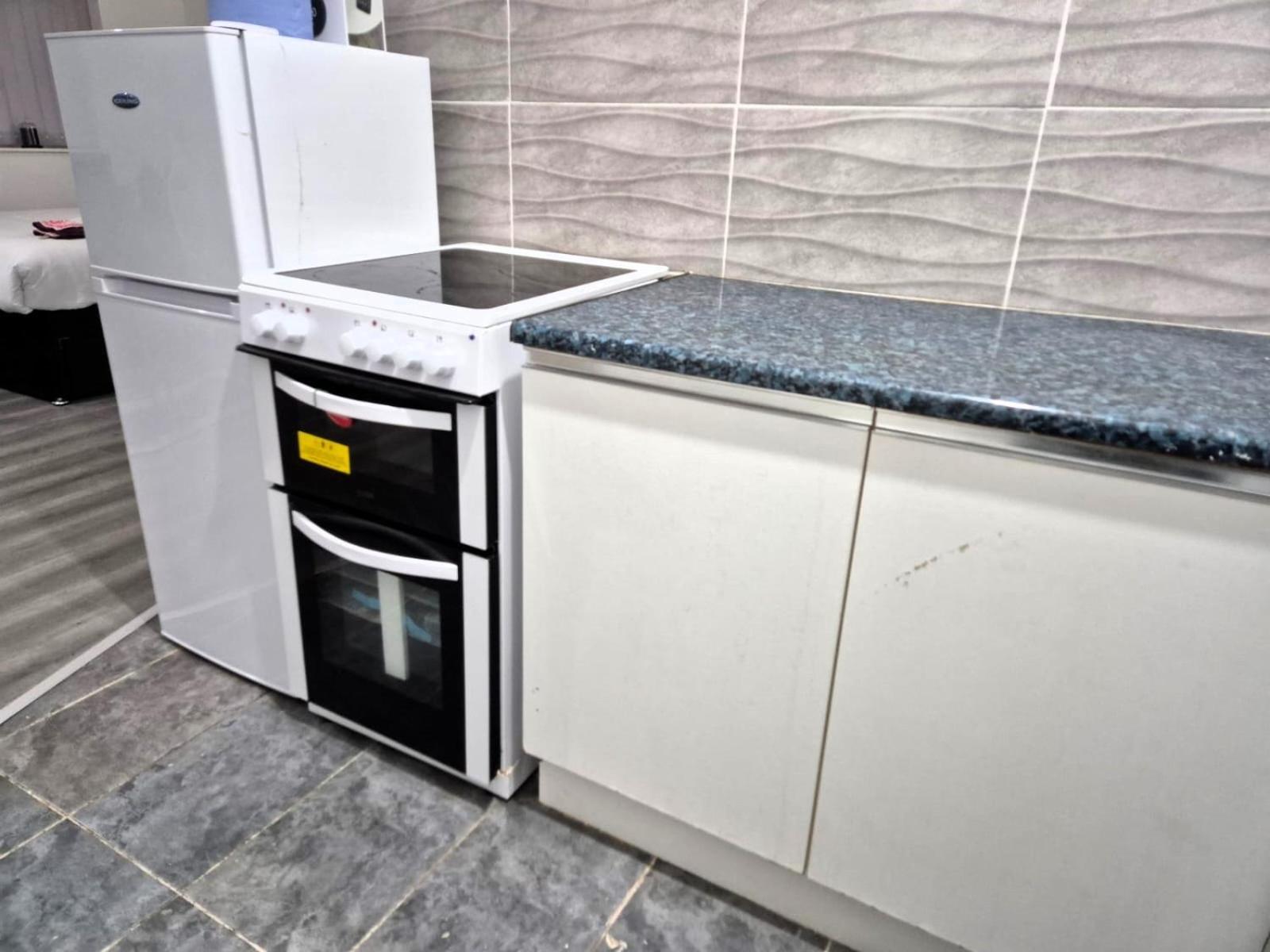 Apartamento Affordably Elegant Close To Coop Live, Etihad Stadium And Centre