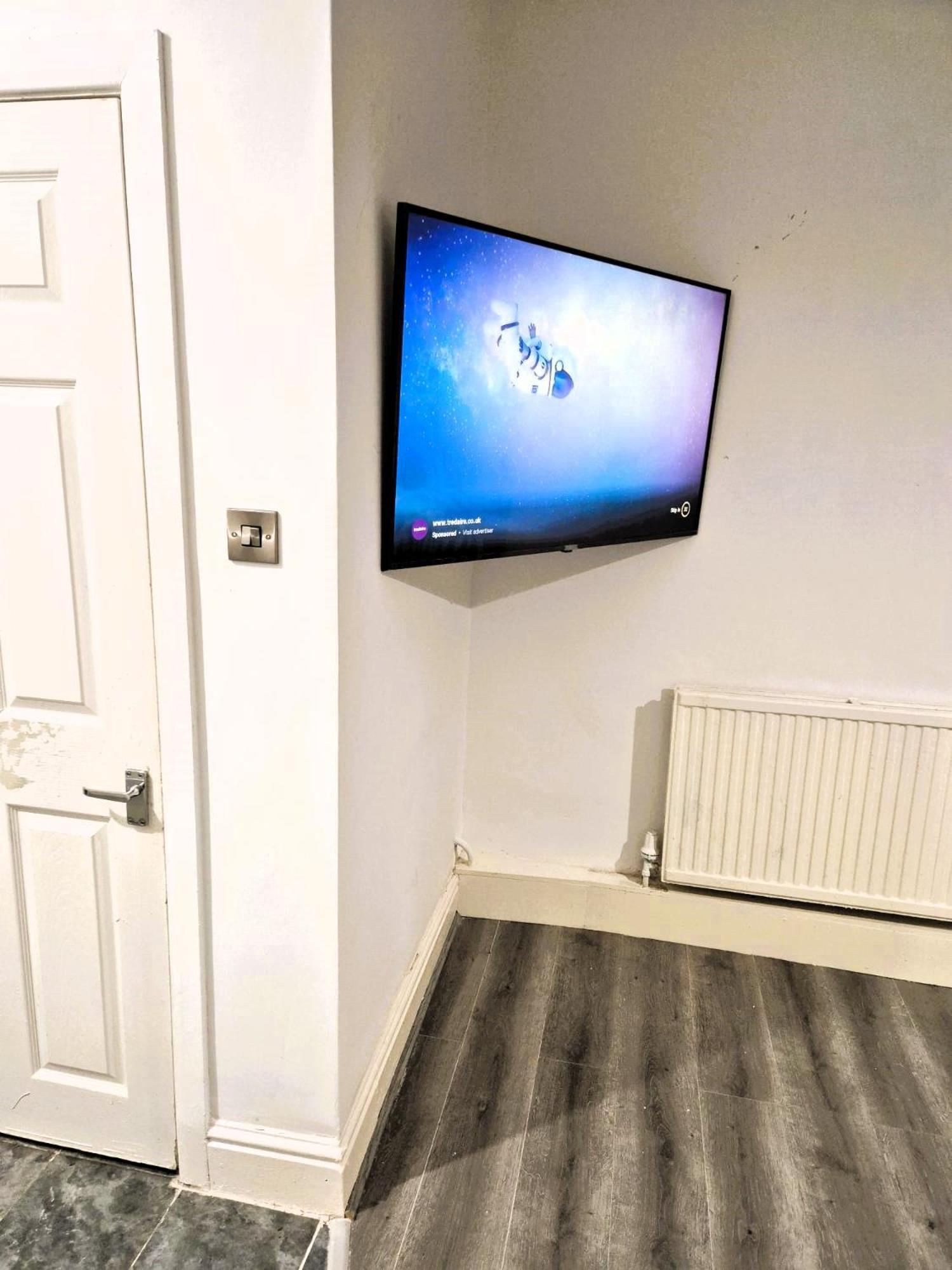 Apartamento Affordably Elegant Close To Coop Live, Etihad Stadium And Centre Manchester
