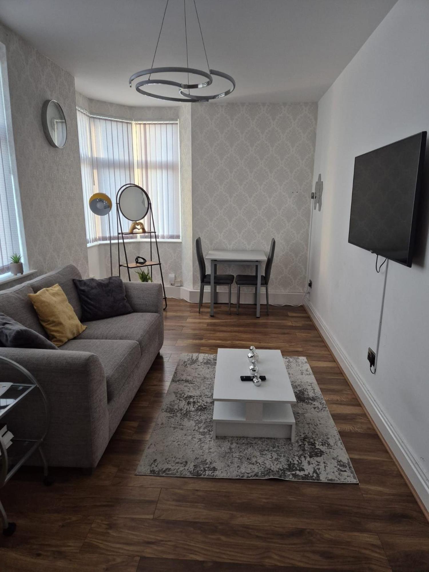 Apartamento Affordably Elegant Close To Coop Live, Etihad Stadium And Centre Manchester